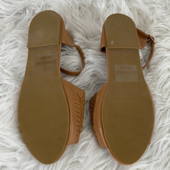 SR2 Huarache Flat Peep Toe Sandals Ankle Strap Brown Size 8 - Picture 10 of 11